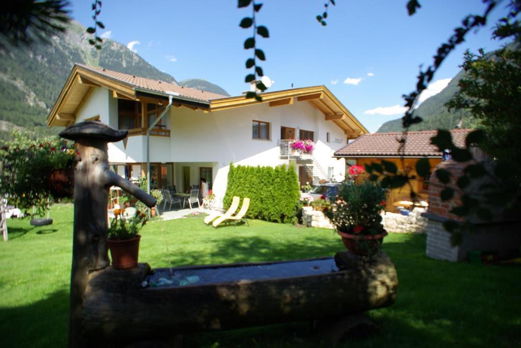 Apart Birgit Pfunds Exterior foto